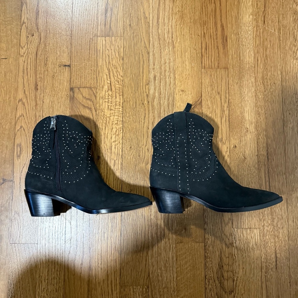 Dolce Vita Solow Stud Western Boot - Picture 2 of 16